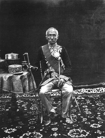 Thomson,_King_Mongkut_of_Siam(3).jpg